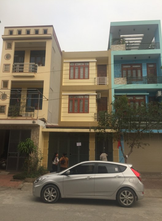 CHO THUÊ NHA 3 TÂNG