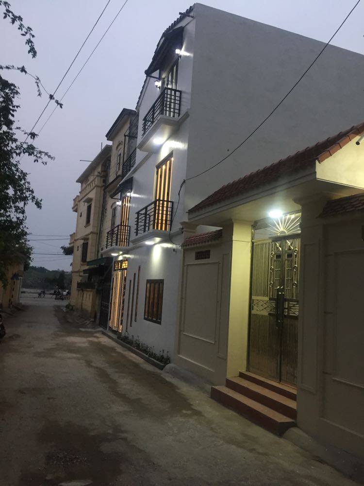 BÁN NHÀ 3 TẦNG VŨ TRỌNG PHỤNG P LÊ LỢI TP HƯNG YÊN